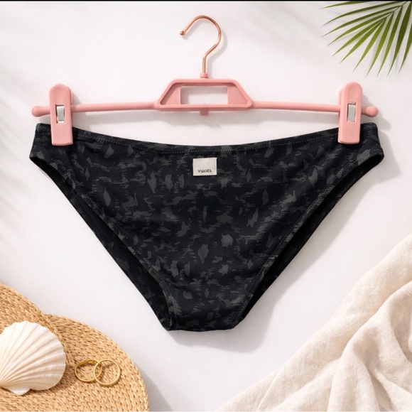 Vuori Black Camouflage Bikini Set - Picture 2 of 2